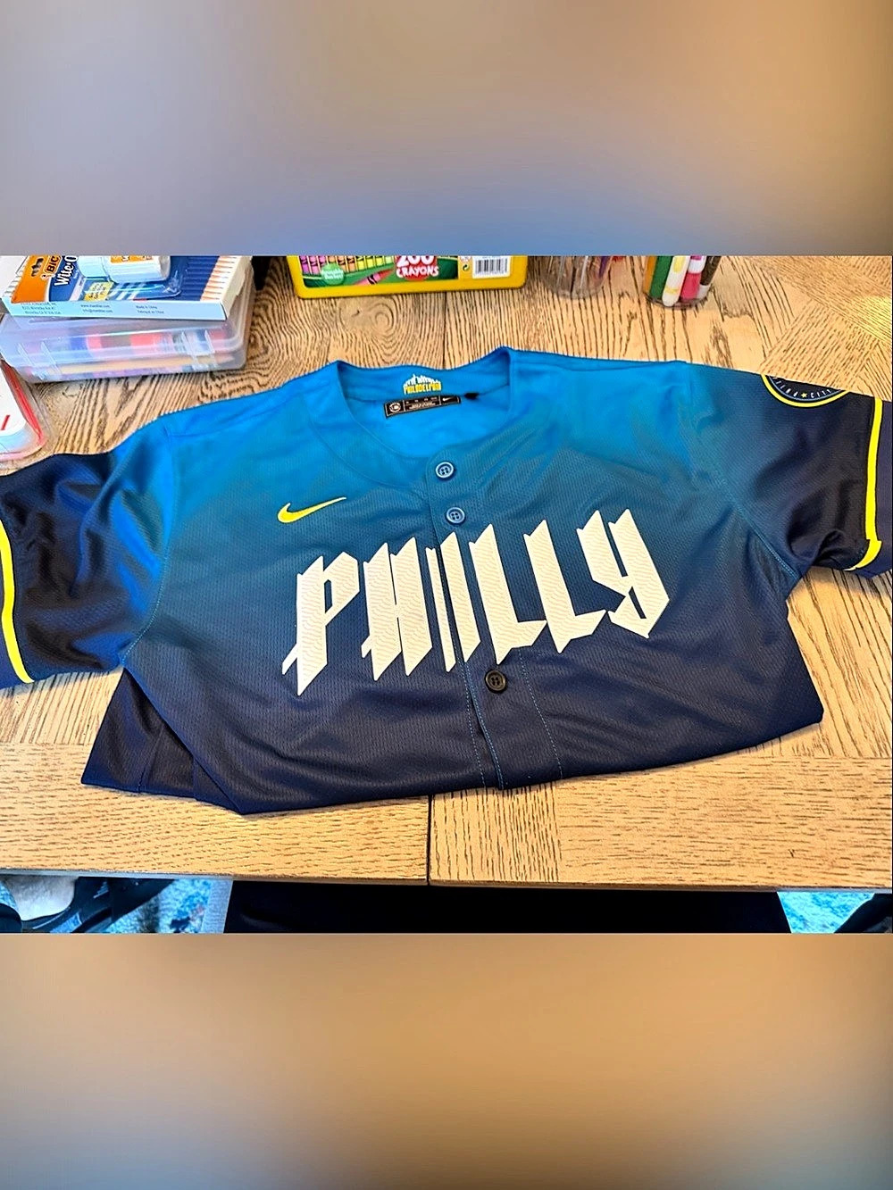 Nike Philadelphia Phillies City Connect Nick Castellanos #8 Jersey XL Blue & Yel